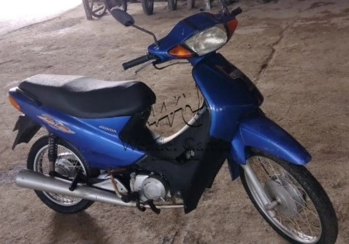 LOTE 035 - HONDA/C100 BIZ ES