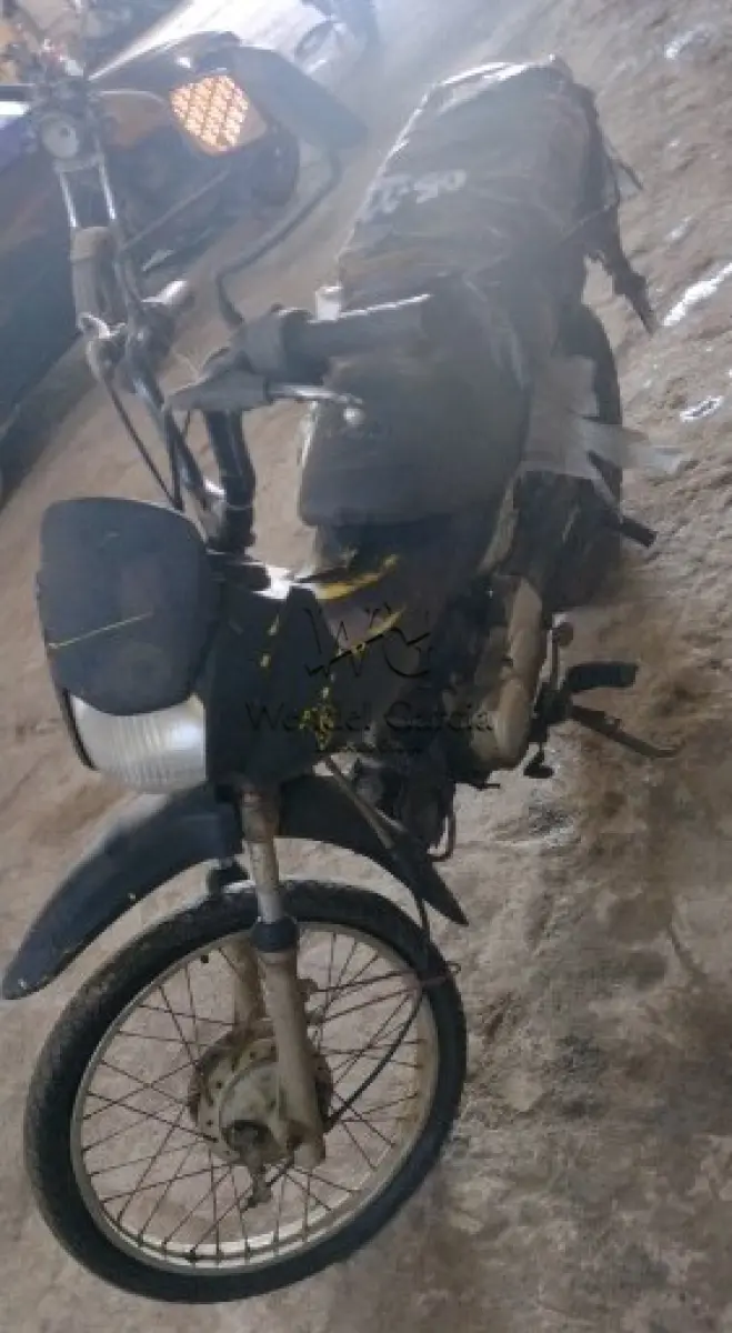 LOTE 030 - HONDA/POP100