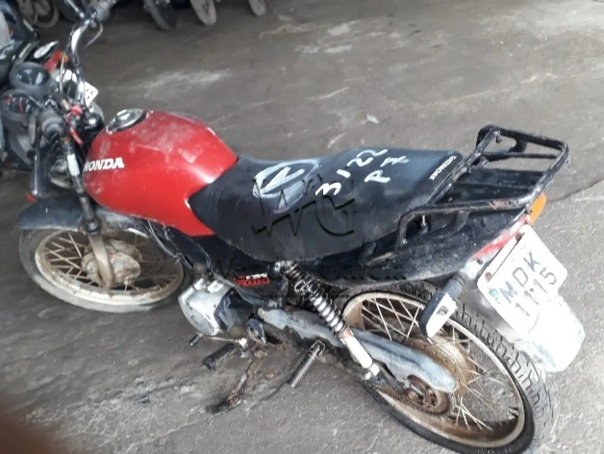 LOTE 082 - HONDA/CG 125 FAN