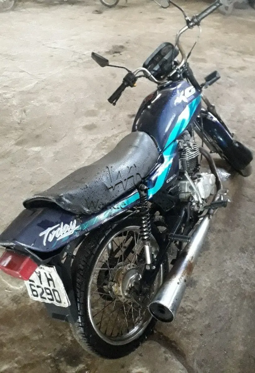 LOTE 093 - HONDA/CG 125 TODAY