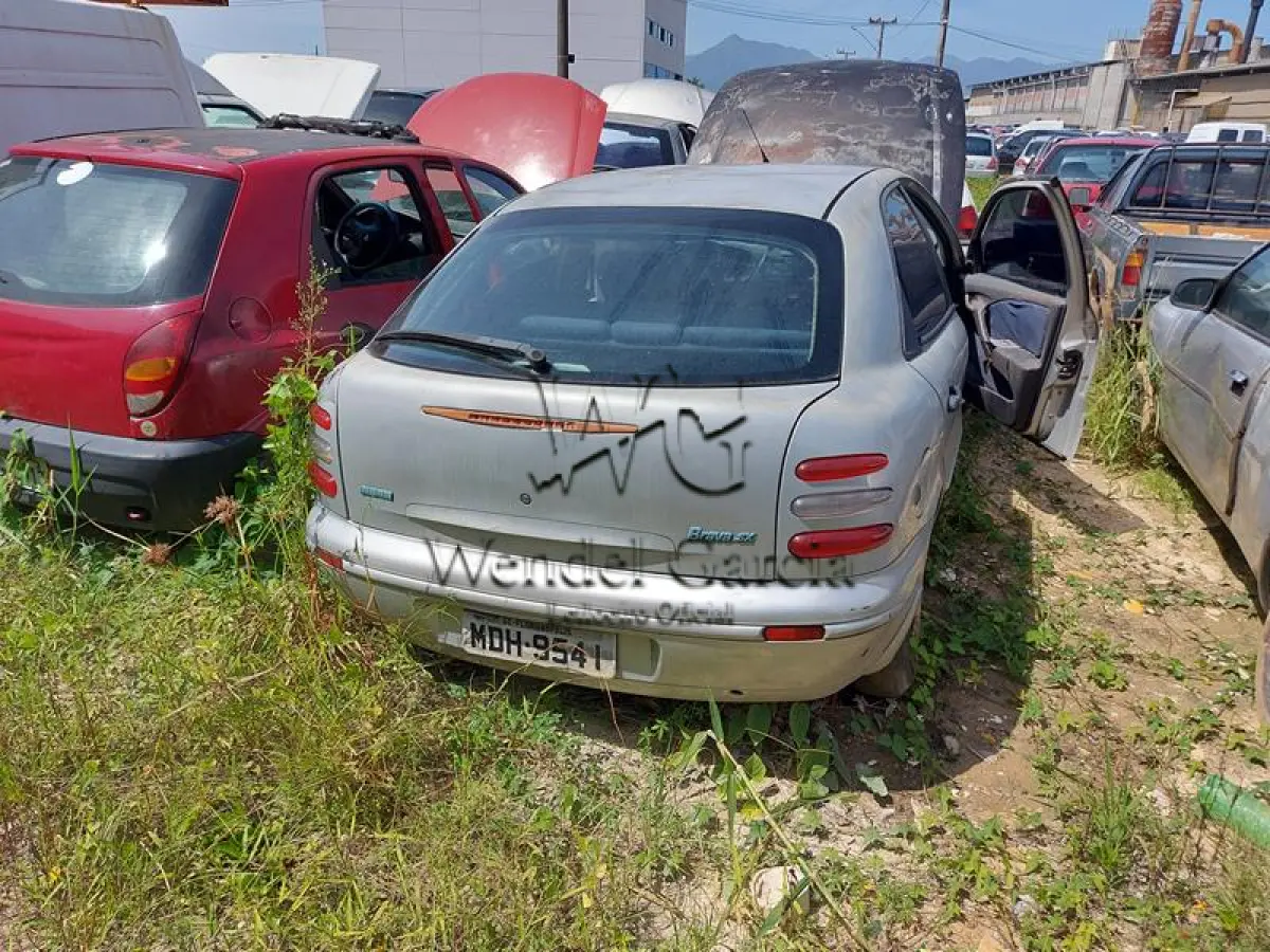 LOTE 388 - FIAT/BRAVA SX