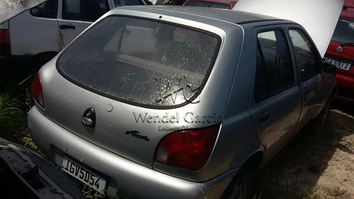LOTE 633 - FORD/FIESTA