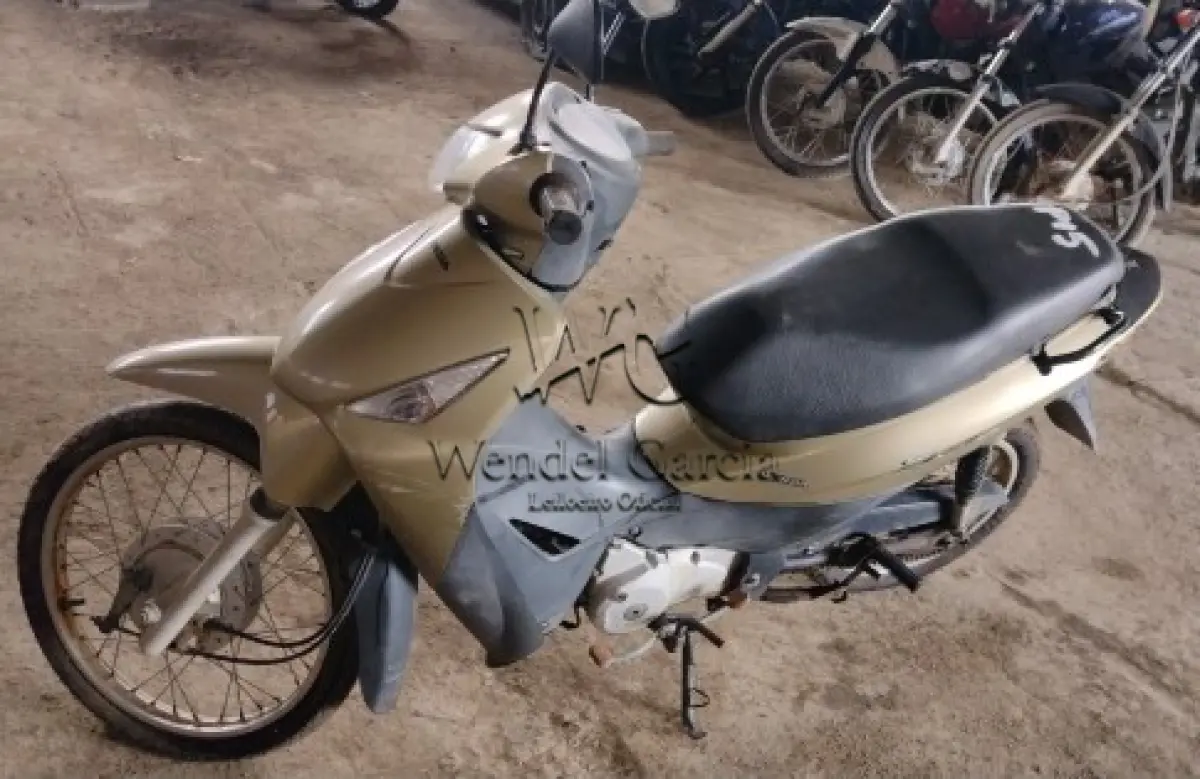 LOTE 240 - HONDA/BIZ 125 ES