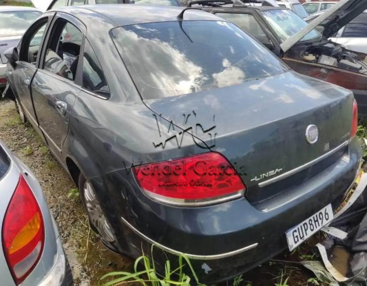 LOTE 263 - FIAT/LINEA ESSENCE 1.8