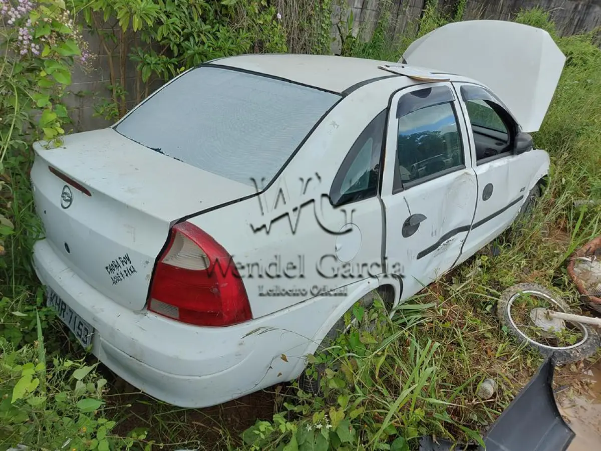 LOTE 379 - GM/CORSA SEDAN MAXX