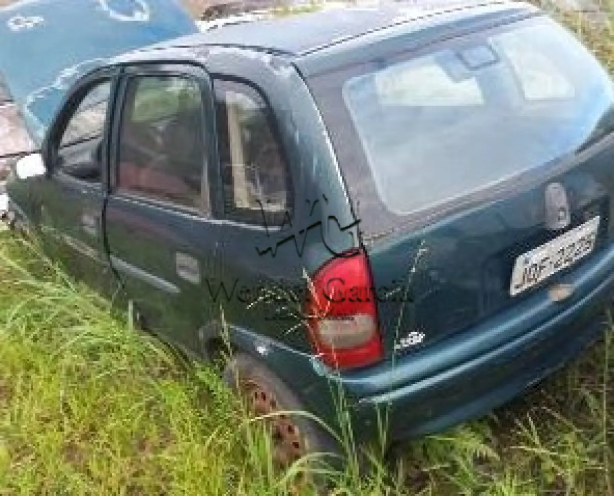 LOTE 293 - GM/CORSA WIND