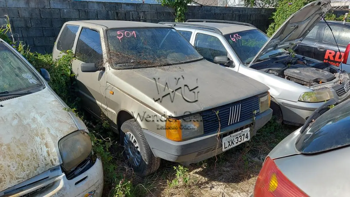 LOTE 750 - FIAT/UNO CS
