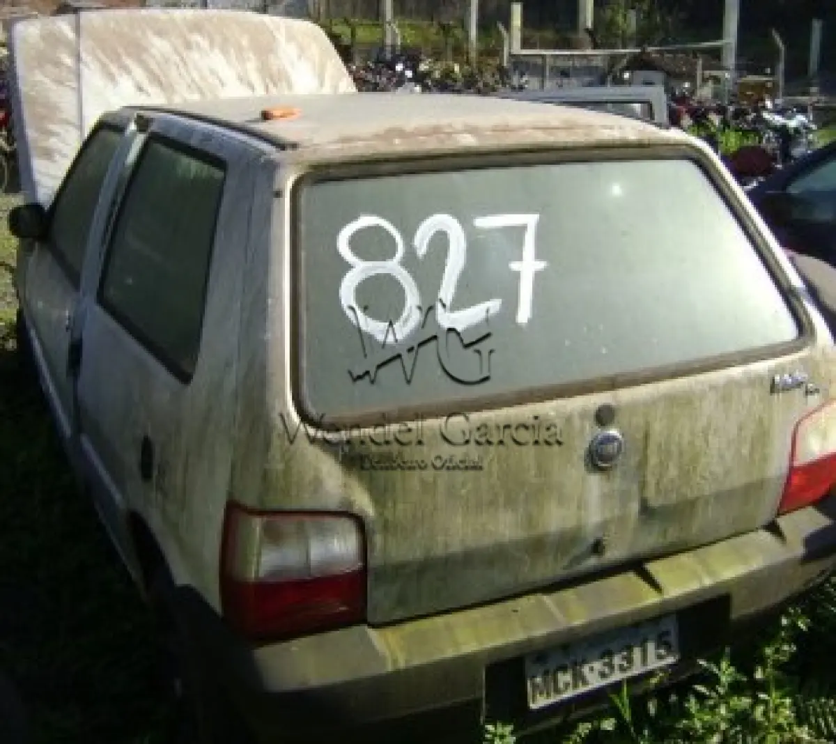 LOTE 705 - FIAT/UNO MILLE FIRE