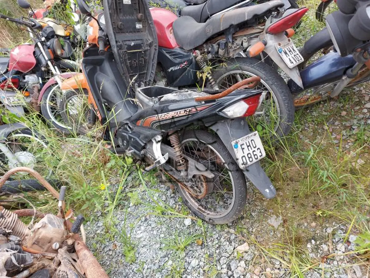 LOTE 395 - YAMAHA/T115 CRYPTON ED