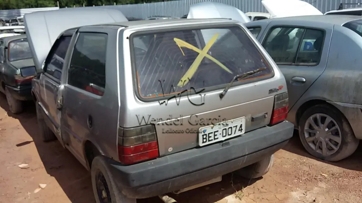 LOTE 360 - FIAT/UNO MILLE EP