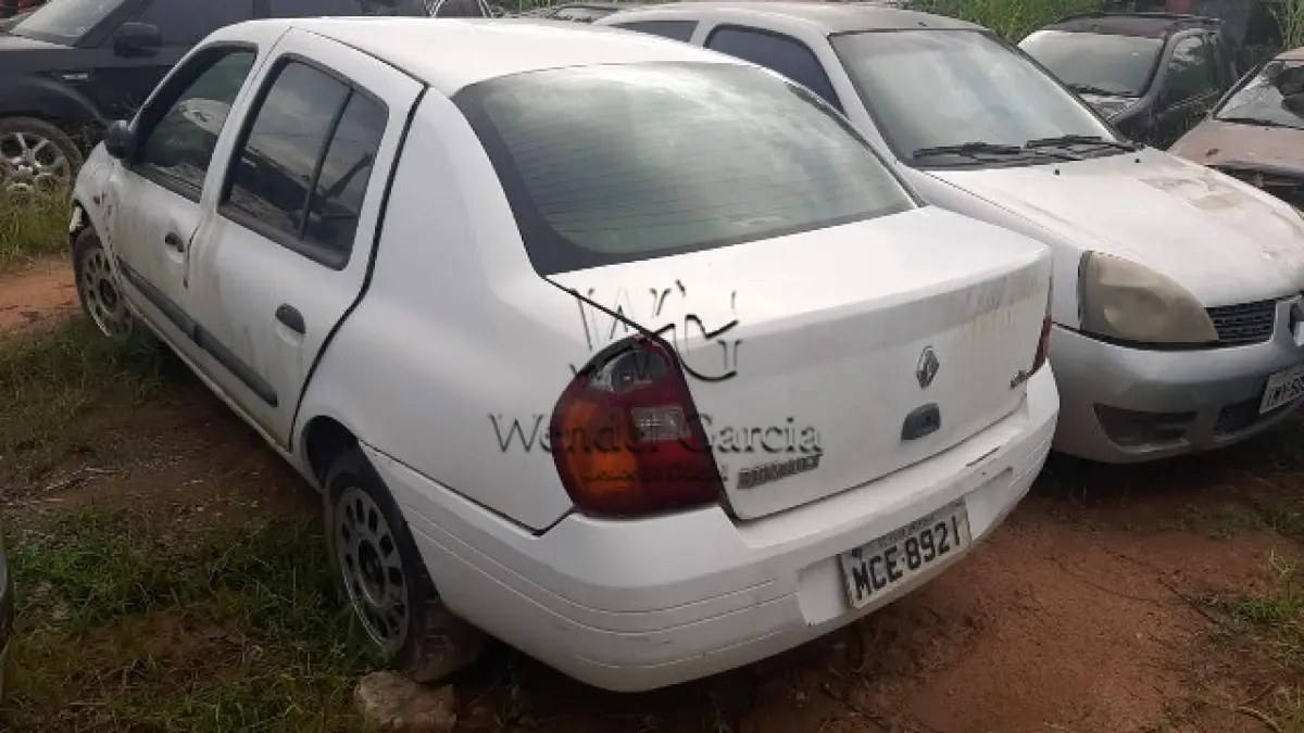 LOTE 731 - RENAULT/CLIO RN 1.0 16V