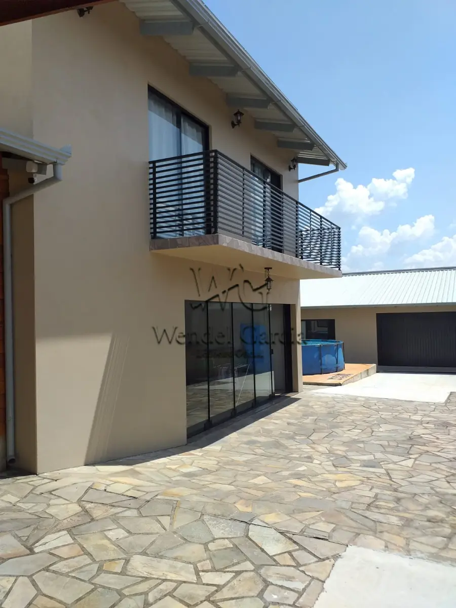 LOTE 001 - Um Terreno urbano com benfeitorias, com área de 668,50m² situado a Rua Otto Weiss, nº 338, bairro Cruzeiro, Rio Negrinho/SC