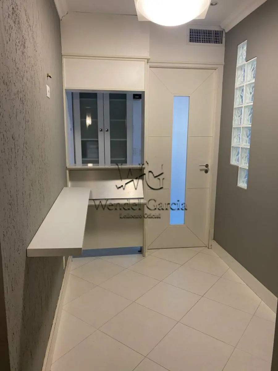 LOTE 001 - SALA 502, COM 38,45m², LOCALIZADA NO CENTRO EMPRESARIAL GV, AV. GETÚLIO VARGAS, Nº 901, 5º ANDAR. PORTO ALEGRE/RS.