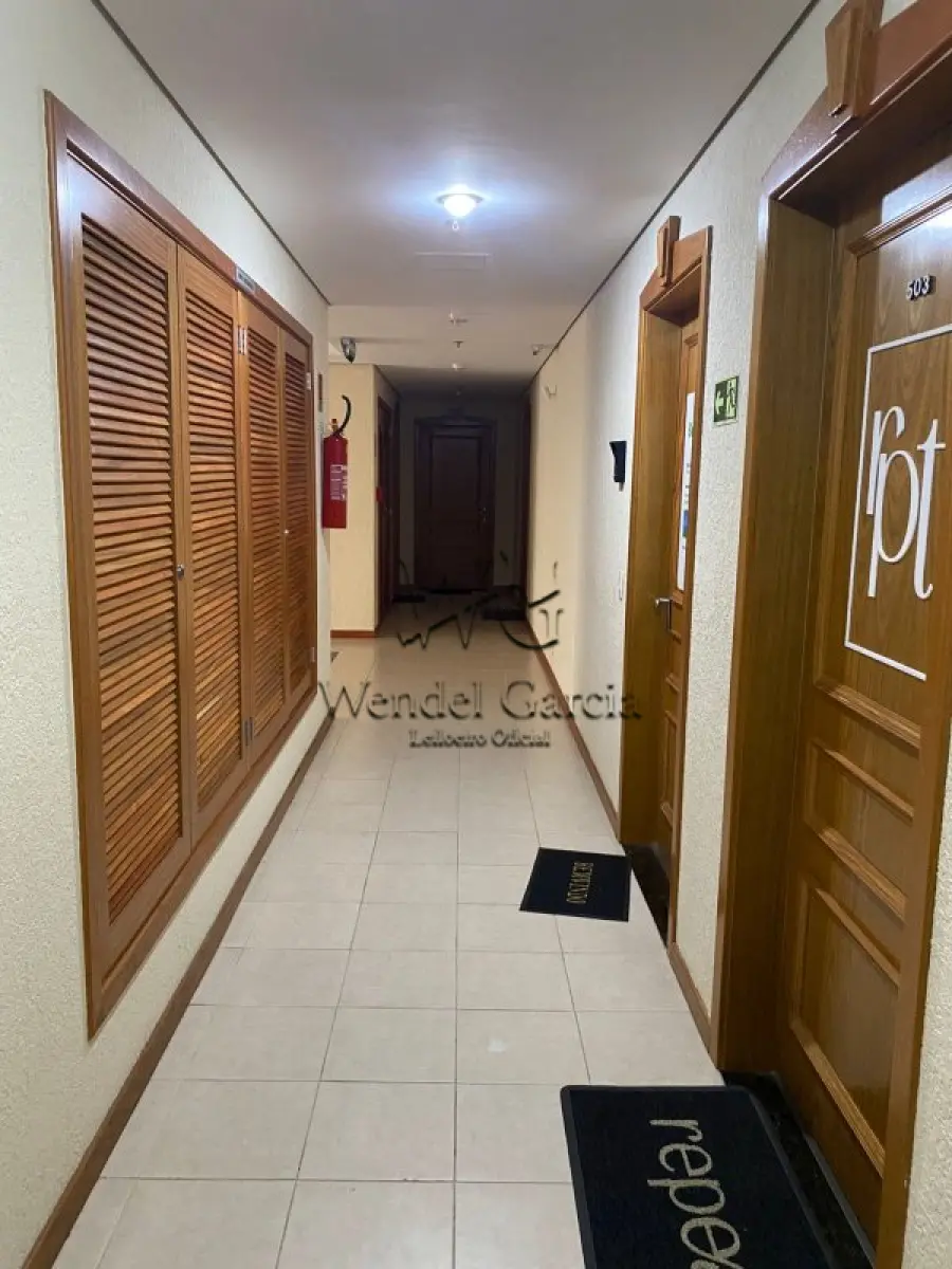 LOTE 001 - SALA 502, COM 38,45m², LOCALIZADA NO CENTRO EMPRESARIAL GV, AV. GETÚLIO VARGAS, Nº 901, 5º ANDAR. PORTO ALEGRE/RS.