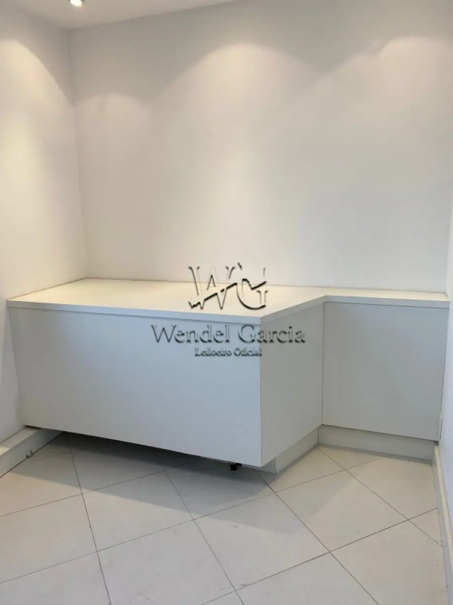 LOTE 001 - SALA 502, COM 38,45m², LOCALIZADA NO CENTRO EMPRESARIAL GV, AV. GETÚLIO VARGAS, Nº 901, 5º ANDAR. PORTO ALEGRE/RS.