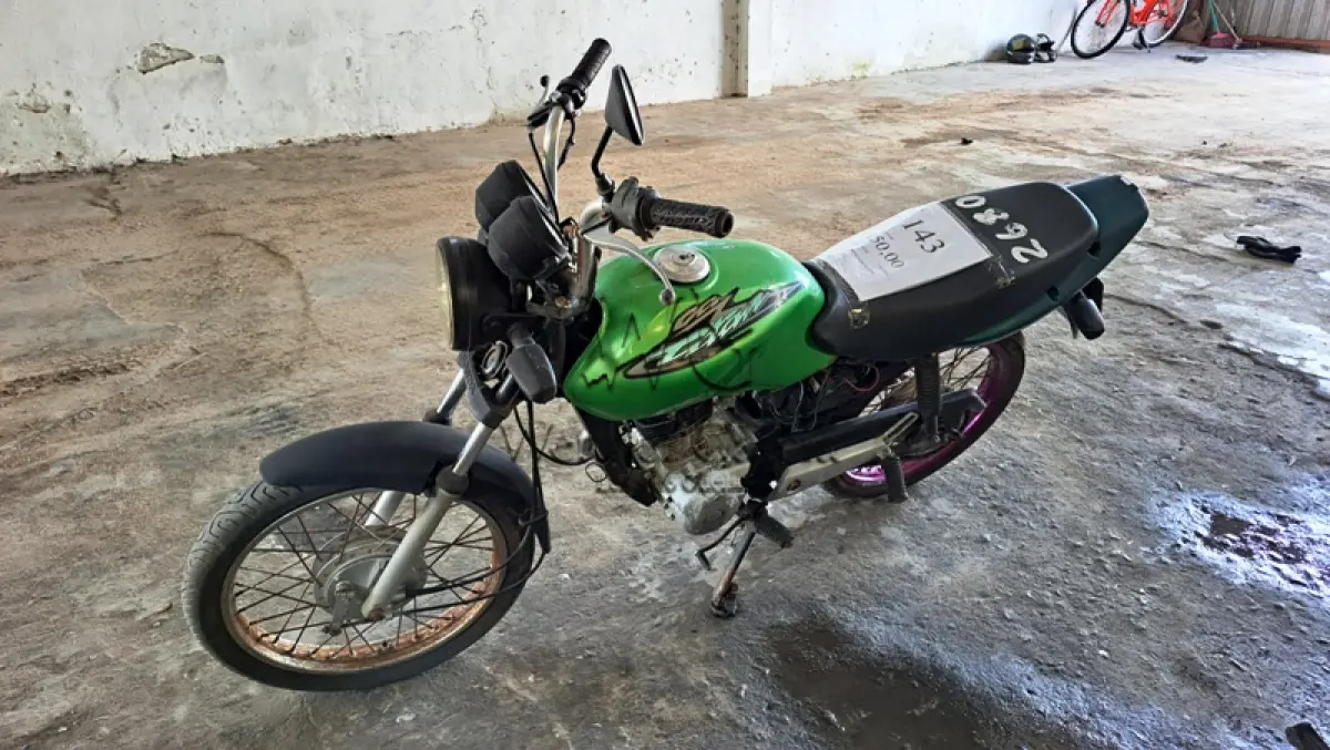 LOTE 0143