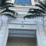 SALA 502, COM 38,45M², LOCALIZADA NO CENTRO EMPRESARIAL GV, AV. GETÚLIO VARGAS, Nº 901, 5º ANDAR. PORTO ALEGRE/RS.