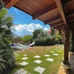 EXCELENTE CASA NO BAIRRO CRISTAL, 5 QUARTOS, 600M², EM ÁREA DE 995 M². MATRÍCULA Nº 29.523.