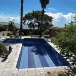 EXCELENTE CASA NO BAIRRO CRISTAL, 5 QUARTOS, 600M², EM ÁREA DE 995 M². MATRÍCULA Nº 29.523.