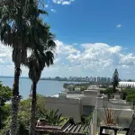EXCELENTE CASA NO BAIRRO CRISTAL, 5 QUARTOS, 600M², EM ÁREA DE 995 M². MATRÍCULA Nº 29.523.