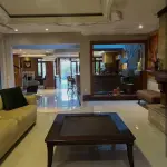 CASA NO JARDIM ISABEL