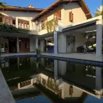 CASA NO JARDIM ISABEL