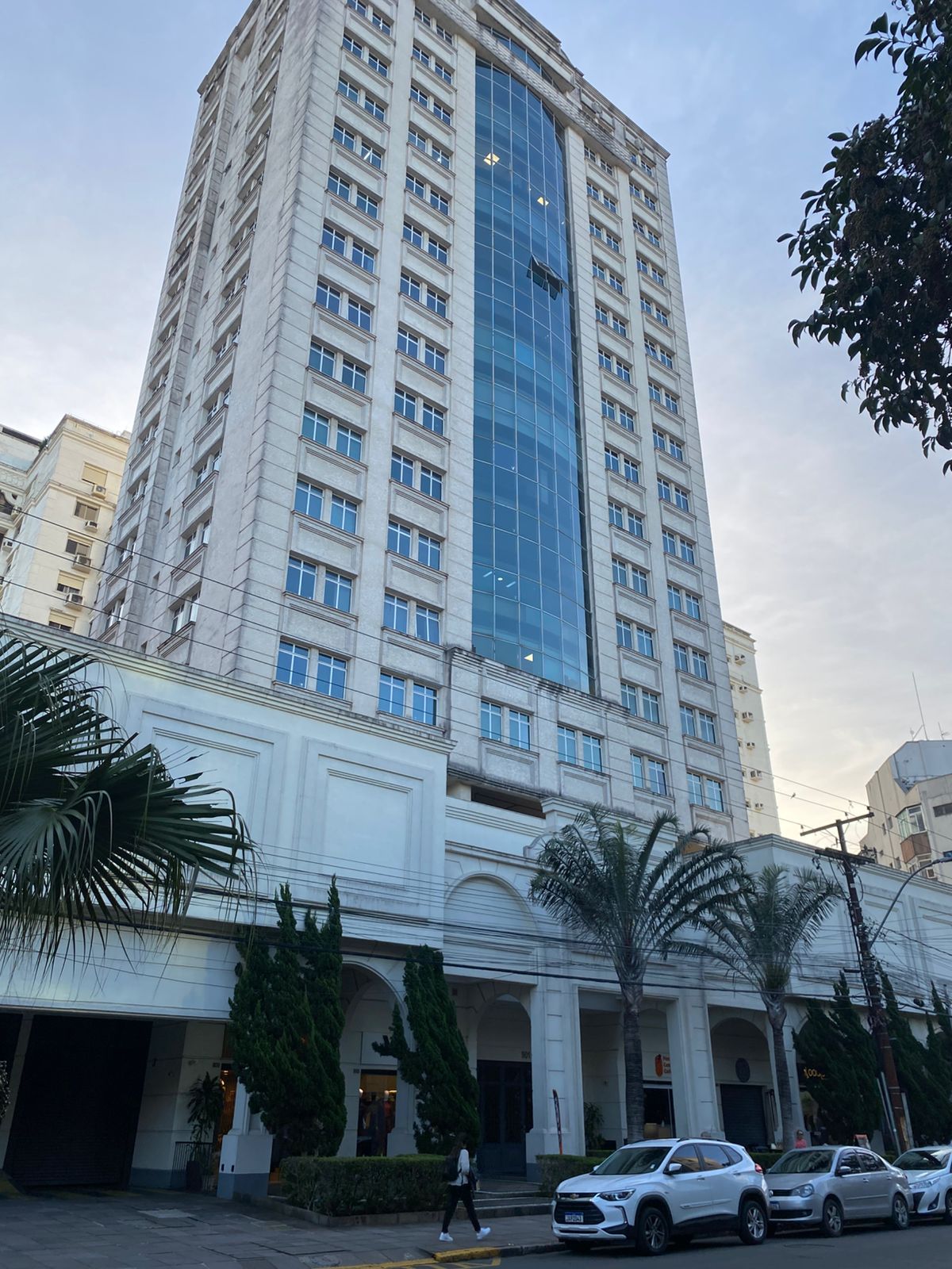 ÓTIMA SALA NO CENTRO EMPRESARIAL GV - PORTO ALEGRE/RS